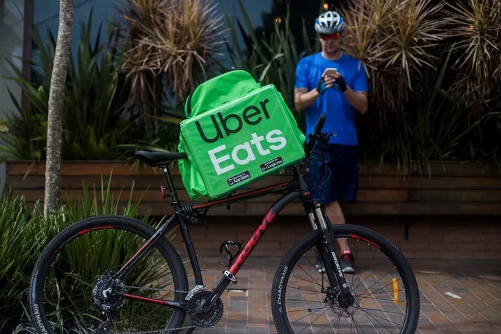Uber Eats competirá con Rappi, Pedidos Ya y Mercado Libre.