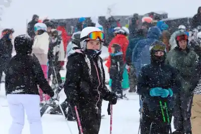 El invierno no afloja: Neuquén ya superó los 193 mil turistas y el consumo marca récord