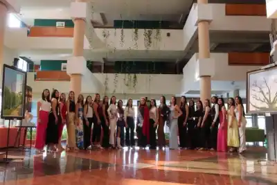A días de la elección, las candidatas a Reina de Eldorado se sumergen en la historia y los paisajes de la tierra que representarán