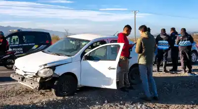 Dos choques en cadena en Circunvalación Noroeste: no hubo heridos