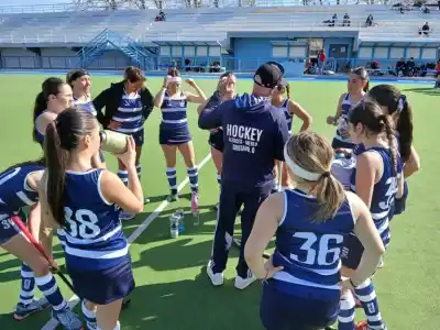 Alerces recibe a La Fraternidad en una jornada que promete hockey de punta a punta