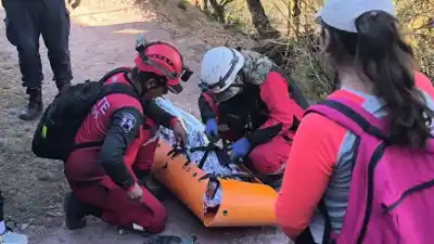 Una abuela de 87 años fue rescatada en el cerro: el dramático operativo que terminó en el Hospital Pablo Soria