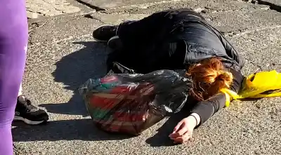 Una mujer herida y un motociclista lesionado en un nuevo accidente en San Martín y Boedo