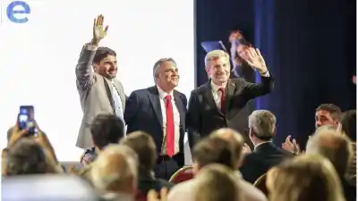 Pullaro y sus pares de la Región Centro llegan a Casa Rosada con reclamos que pueden cambiar sus provincias