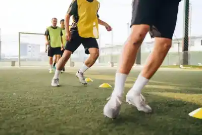¿Entrenás fútbol y no rendís? El error que arruina tu semana sin que lo notes