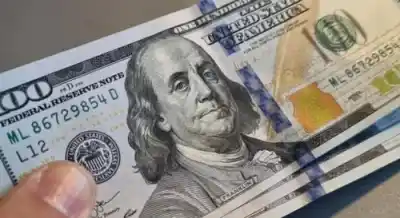 El dólar oficial se aleja del techo de la banda, pero el blue supera al MEP en su rebote
