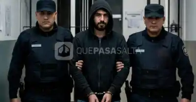 Lo citaron para un encuentro en Vaqueros y lo que hallaron en su celular multiplicó la causa