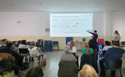 Charla sobre edadismo en el Centro de Jubilados Provincial: cómo prevenir la discriminación por edad