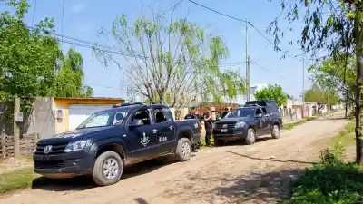 Robo violento en barrio San Lorenzo: dos menores atacados a piedrazos y con un cuchillo