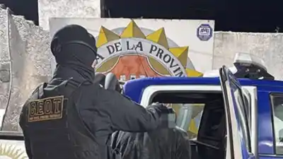 Cayó con 175 gramos de marihuana y una balanza: el detenido ya tiene dos condenas por narcomenudeo