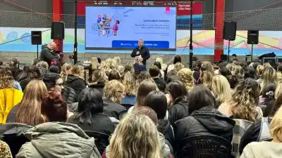 Más de 600 docentes de Villa María participaron de una jornada sobre inclusión y bienestar