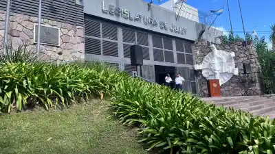 Jujuy actualiza la ley de farmacias: qué cambia con la nueva normativa
