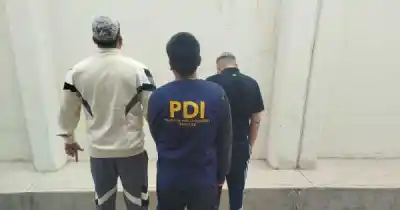 Un GPS llevó a la Policía hasta un taller de celulares: dos detenidos y más de 20 equipos secuestrados