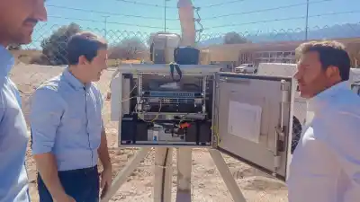 Fibra óptica en Fiambalá: una traza de más de 100 km para mejorar la conectividad