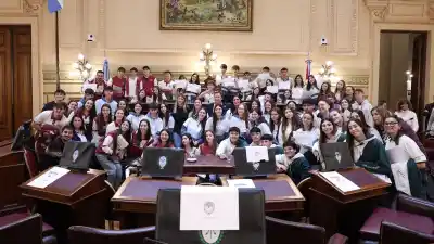 Estudiantes del departamento San Martín ya presentaron sus proyectos en el Senado de Santa Fe