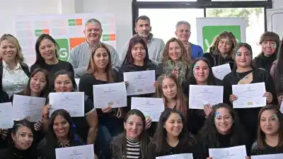 Más de 300 villagalvenses recibieron su diploma en oficios: la cifra que reveló el intendente