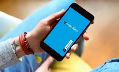 Trelew adopta la documentación vehicular digital: qué se podrá mostrar desde el celular
