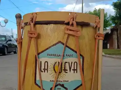 Ruta 205: dos paradas con parrilla, sándwiches gigantes y peña para cortar el viaje