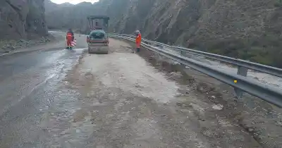 Obra en la RN 40: piden precaución en la quebrada de Belén por reparación de un socavón