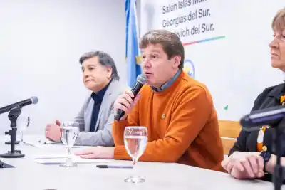 Melella anunció nuevas líneas de alivio del Banco de Tierra del Fuego para familias endeudadas