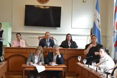El Municipio de Corrientes declararía la emergencia de las veredas por dos años