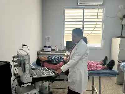 Nueva jornada de ecografías en Lote 8: prioridad para embarazadas de la zona