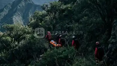 Rescataron a una jujeña de 87 años tras una caída en el cerro: el operativo a pie que la salvó