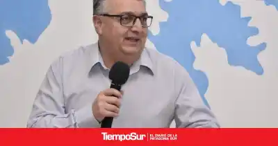 Marcelo De La Torre se despidió del IDUV con la entrega de 26 terrenos en Río Gallegos