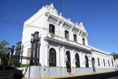 La Municipalidad de Corrientes comienza a pagar sueldos el lunes: el cronograma completo y quiénes cobran primero