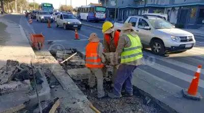 Reparaciones en avenida ExCombatientes de Malvinas: el tránsito, reducido a media calzada