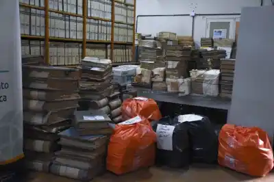 Papel reciclado y archivos ordenados: el plan de San Juan que retiró 6.000 expedientes