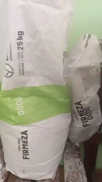 En San José, el agua se paga con harina y azúcar: el insólito sorteo para incentivar a los vecinos