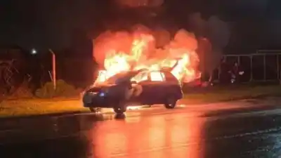 Incendios de autos en Paraná: qué hay detrás de la mayoría de los siniestros