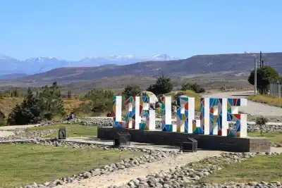 Las Lajas suma un profesorado en Física gratuito: cómo anotarse y hasta cuándo