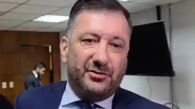 Rechazaron el pedido de libertad de Kueider en Paraguay: el argumento del juez para mantener la prisión domiciliaria