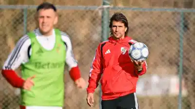 Ponzio, al frente de River: cómo fue su primera práctica y qué se espera para el debut ante Banfield