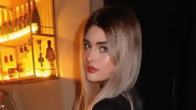 La hija de Ricardo Fort revela cómo era su infancia: “No entendía mi realidad, era un circo”
