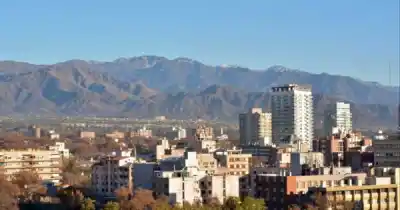 Grietas en un edificio del centro de Mendoza: qué dijo el municipio tras el video viral