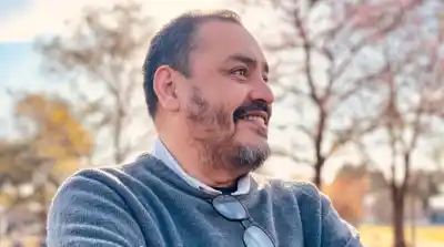 Sigue grave el periodista tucumano atropellado por una moto: cómo evoluciona su salud