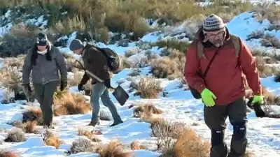 Científicos de EE.UU. y el Reino Unido se suman al estudio de huellas milenarias en la Cuenca del Agrio