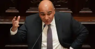 Manzur, entre los cinco senadores con peor imagen del país: el detalle de la caída