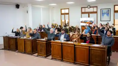 El Concejo aprobó el megaplan de obras: cuántos empleos prometió De Rivas y cuándo arrancarían