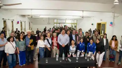 Marcelo Nazur visitó el Club Barrio Modelo: qué compromiso asumió para recuperar las instalaciones