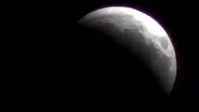 Luna de sangre en Jujuy: por qué se tiñó de rojo el satélite durante la madrugada