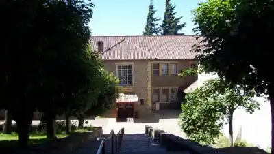 Grietas en la Escuela 16 de Bariloche: la medida que tomaron para que no se suspendan las clases