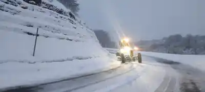 Alerta en las rutas 23 y 40: qué tramos exigen cadenas y dónde está cortado el paso a Chile