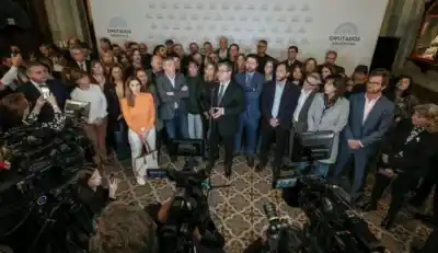 La foto de la oposición unida y el voto que delata: qué hay detrás del "frente antiMilei"