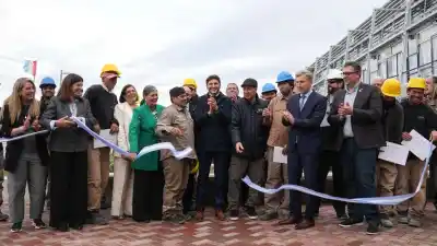 Pullaro inauguró el nuevo muelle de La Fluvial: la inversión millonaria y qué viene para Rosario