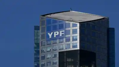 La Justicia de EE.UU. frena una maniobra clave contra la Argentina en el millonario juicio por YPF