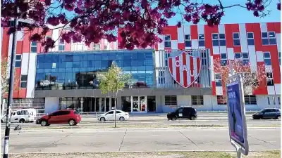 UTEDYC contra Unión por reducir trabajadores para el partido con Sarmiento: qué reclama el gremio